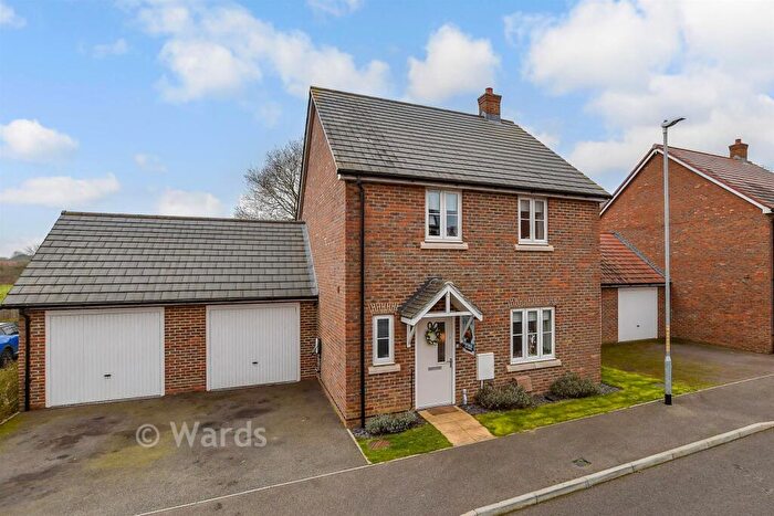 4 Bedroom Detached House For Sale In Blengate Close, Canterbury, Kent, CT2