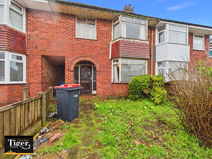 3 Bedroom Terraced House For Sale In Ravens Close, Blackpool, FY3