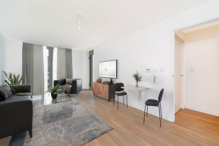 1 Bedroom Flat For Sale In Elmira Street, London, SE13