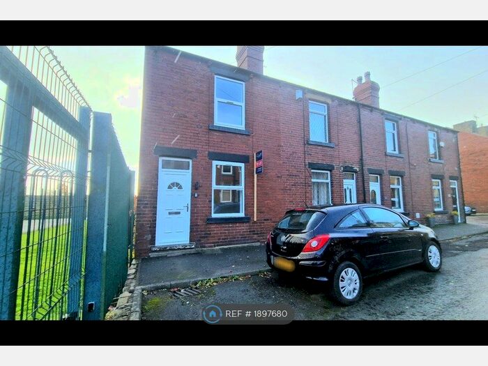 2 Bedroom Terraced House To Rent In Braithwaite Street, Staincross, Barnsley, S75