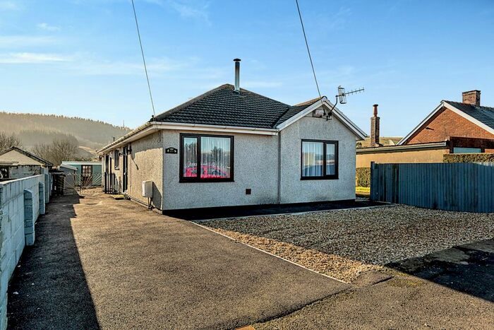 3 Bedroom Bungalow For Sale In Main Road, Dyffryn Cellwen, Neath, SA10