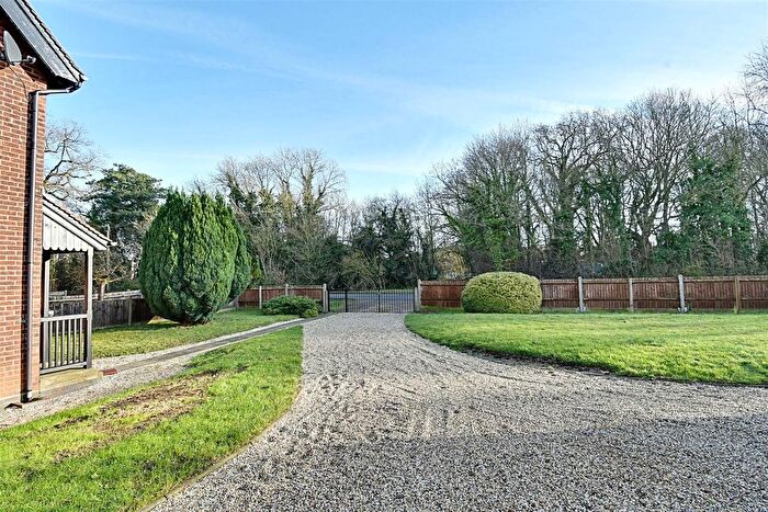 3 Bedroom End Of Terrace House For Sale In Clements Cottage, Brickendon Lane, Brickendon, SG13
