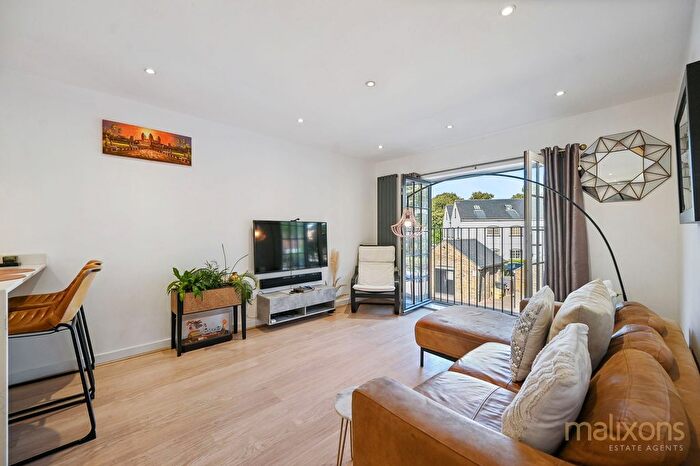 2 Bedroom Flat To Rent In London Road, Crown Mill London Road, CR4