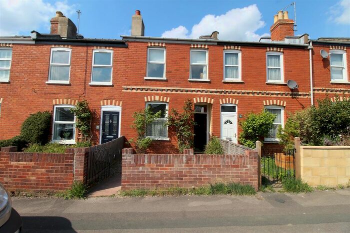 3 Bedroom Property To Rent In Naunton Lane, Leckhampton, Cheltenham, GL53