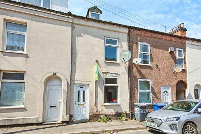 3 Bedroom Terraced House For Sale In Napier Street, Burton-On-Trent, DE14
