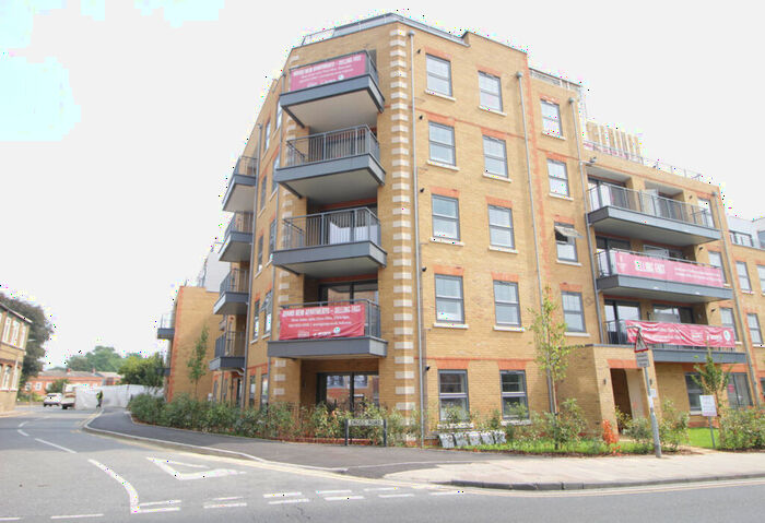 2 Bedroom Apartment To Rent In Hillcross Court, Sidcup, Kent, DA14