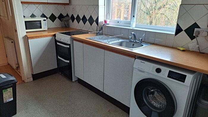 3 Bedroom Flat To Rent In Russet Grove, Norwich, NR4