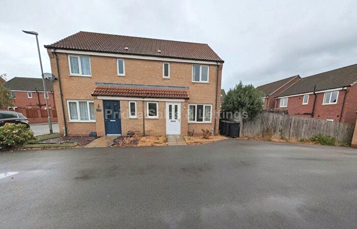 3 Bedroom Semi-detached House For Sale In Crucible Close, Lincoln, LN6