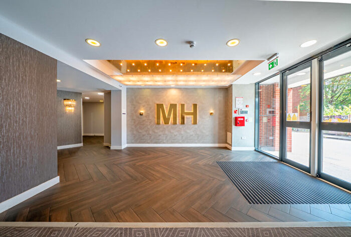 2 Bedroom Apartment To Rent In Madison House, Wrentham Street, B5