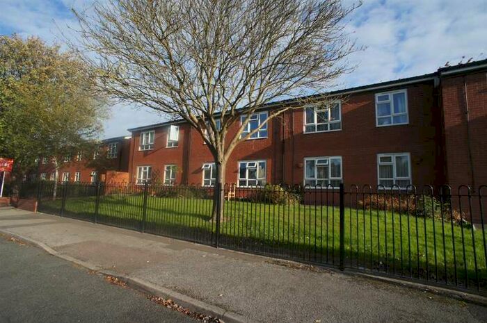 2 Bedroom Apartment To Rent In Quarn Way, Derby, DE1