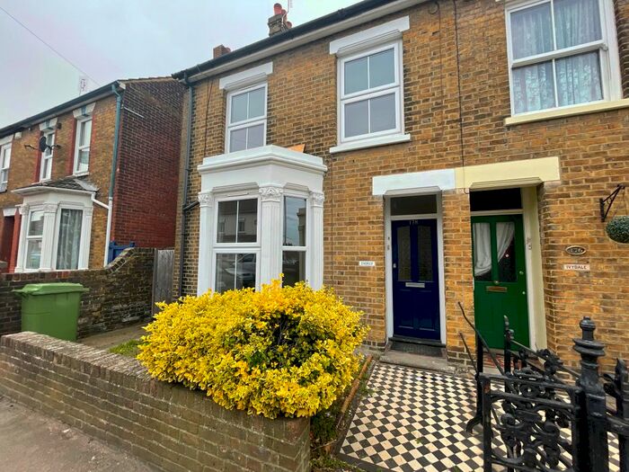 3 Bedroom Terraced House To Rent In Park Road, Sittingbourne, ME10