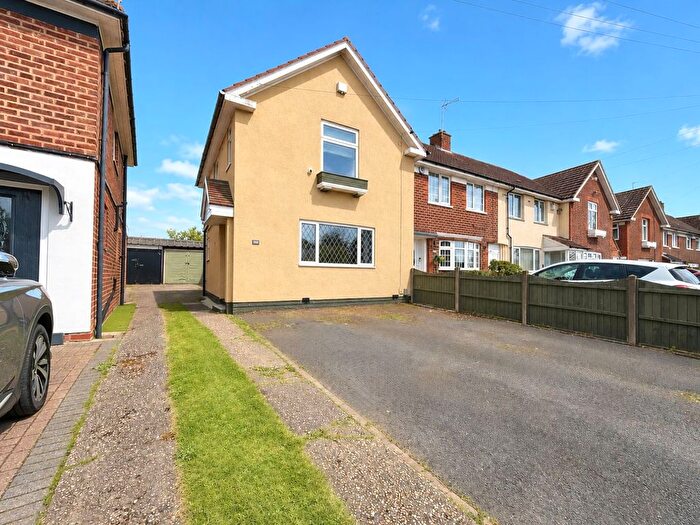 3 Bedroom End Of Terrace House For Sale In Ibberton Road, Birmingham, B14