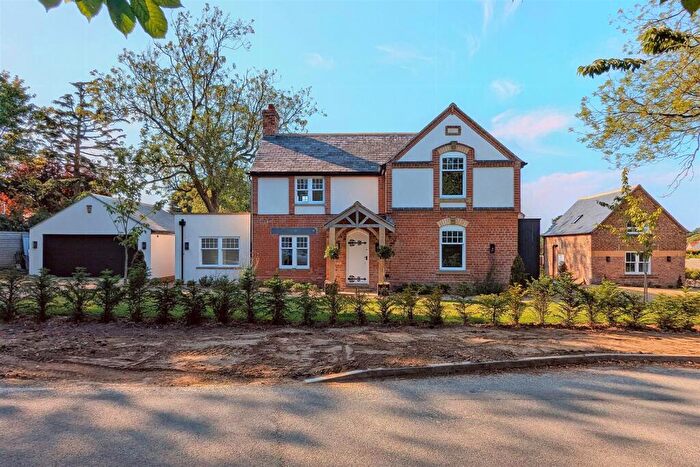 5 Bedroom Detached House For Sale In Southfield, Little Weighton Road, Walkington, HU17