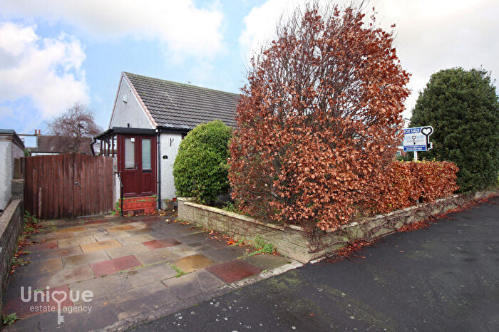 2 Bedroom Bungalow For Sale In Eskdale Grove, Knott End On Sea, Poulton-le-Fylde, FY6