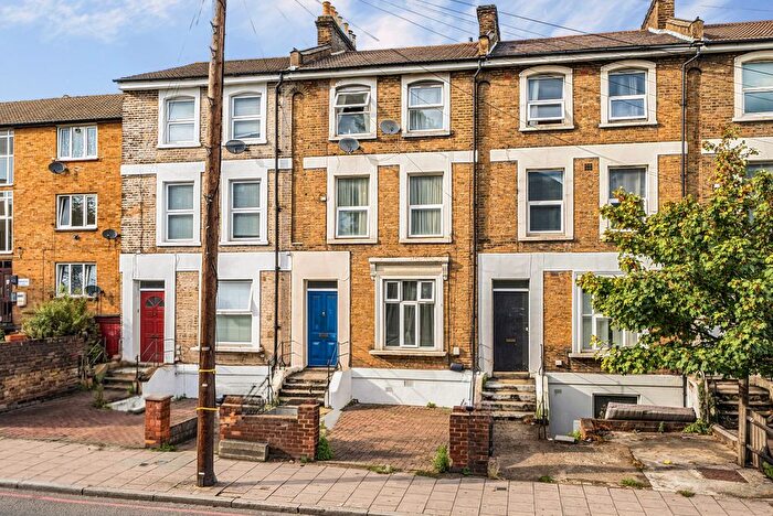 1 Bedroom Flat For Sale In Parkfield Road, London, SE14