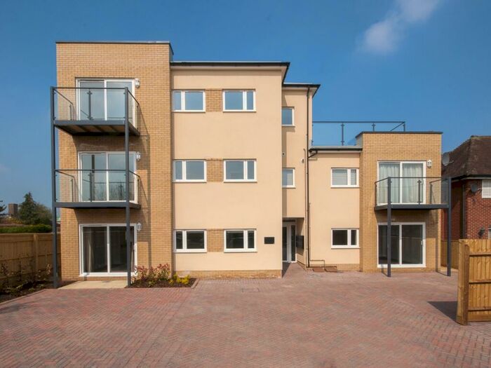 2 Bedroom Apartment To Rent In Northcourt Road, Abingdon, OX14