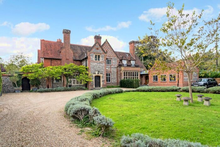 4 Bedroom Flat To Rent In Henley Road, Marlow, SL7