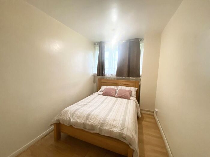 1 Bedroom Flat To Rent In Mona Road, London, SE15