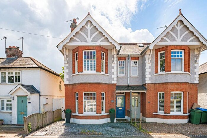 4 Bedroom Semi-Detached House For Sale In Burwood Road, Walton-On-Thames, KT12