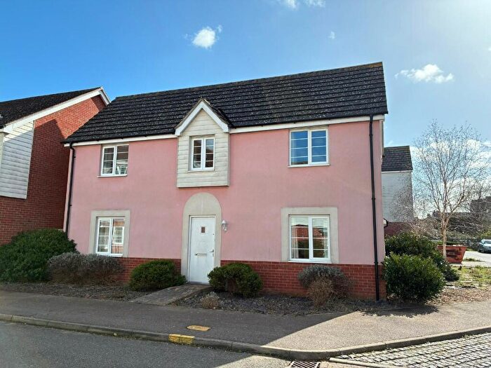 4 Bedroom Detached House For Sale In Heron Way, Harwich, Essex, CO12