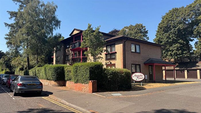 2 Bedroom Flat To Rent In Clarendon Road, Westbourne, BH4