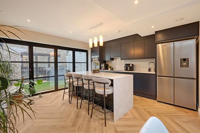 3 Bedroom Property To Rent In Trulock Road, London, N17