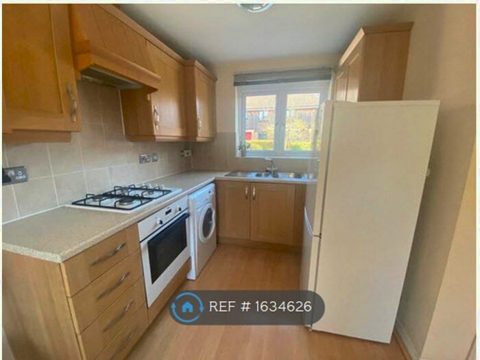 2 Bedroom Terraced House To Rent In Rosehip Road, Cambridge, CB4