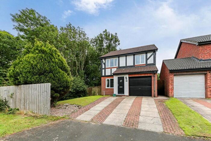 3 Bedroom Detached House For Sale In Edgemount, Killingworth, NE12