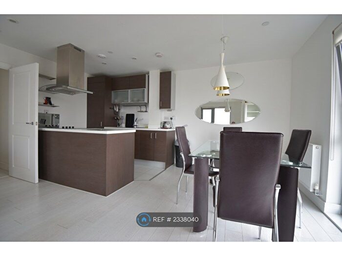 2 Bedroom Flat To Rent In Wilson Tower, London, E1