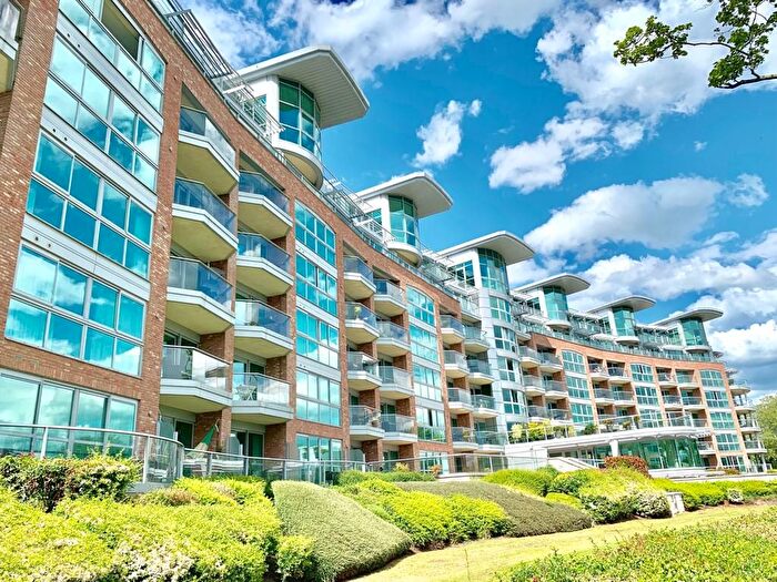 2 Bedroom Property To Rent In River Crescent, Nottingham, NG2