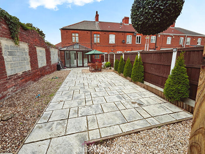 3 Bedroom Terraced House To Rent In Millcroft, Stainforth, Doncaster, DN7