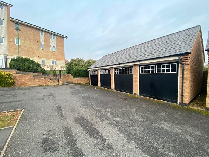 2 Bedroom Flat For Sale In Harn Road, Hampton Centre, Peterborough, Cambridgeshire, PE7