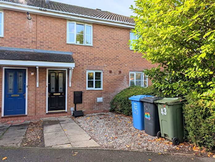 2 Bedroom Terraced House To Rent In Merrivale Close, Kettering, NN15
