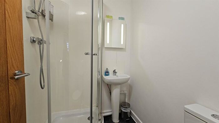 2 Bedroom Flat To Rent In Arbury View, Arbury Road, Cambridge, CB4