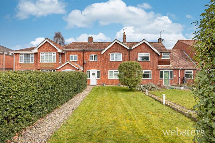 3 Bedroom Terraced House For Sale In Drayton High Road, Norwich, NR6