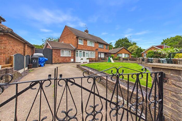 4 Bedroom Semi-Detached House For Sale In Fern Avenue, Willington, Derby, DE65