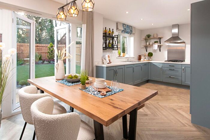 4 Bedroom Detached House For Sale In Emerald Avenue, Ipswich, IP1