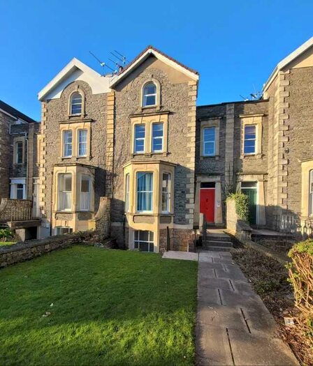 2 Bedroom Apartment To Rent In Garden Flat, Alma Road, BS8