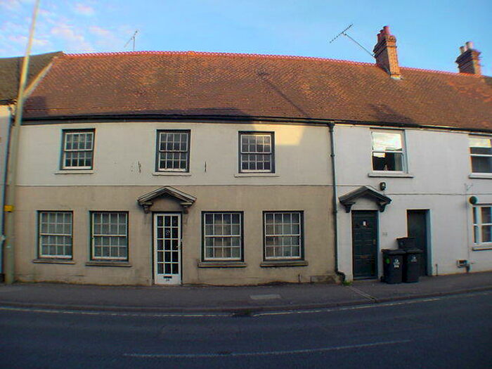 3 Bedroom Apartment To Rent In Bridge Street, Witney, Oxfordshire, OX28