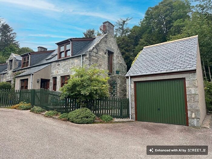 2 Bedroom Barn Conversion For Sale In Kingsford Mews, Alford, AB33