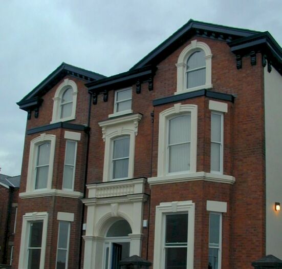 2 Bedroom Flat To Rent In Aigburth Road, Aigburth, Liverpool L17