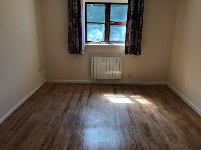 1 Bedroom Flat To Rent In Manor Court, Fairford, GL7