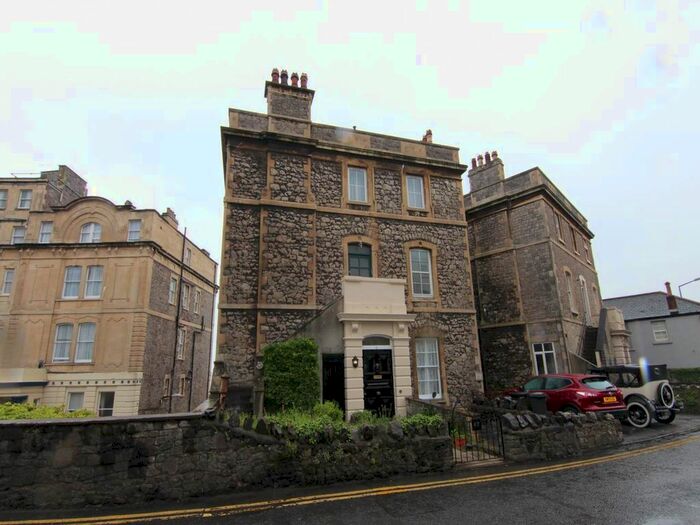 2 Bedroom Flat To Rent In Birnbeck Road, Weston-Super-Mare, North Somerset, BS23