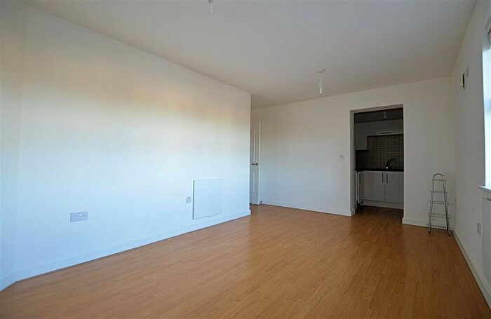 1 Bedroom Apartment To Rent In Reading Road, Burghfield Common, Reading, Berkshire, RG7