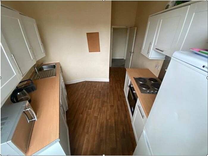 5 Bedroom Flat To Rent In Haymarket Terrace, Edinburgh, EH12