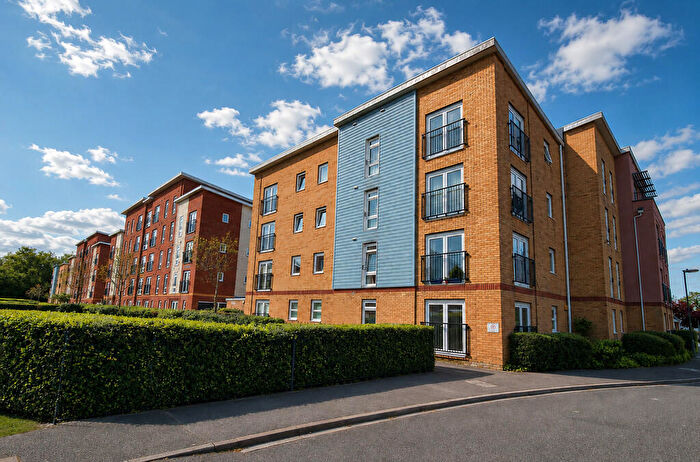 2 Bedroom Flat To Rent In Little Hackets, Leigh Park, PO9