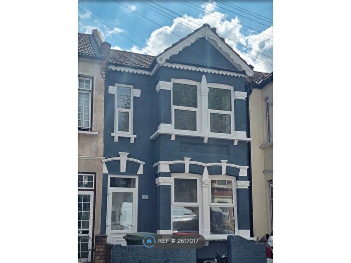 4 Bedroom Terraced House To Rent In Heigham Road, London, E6