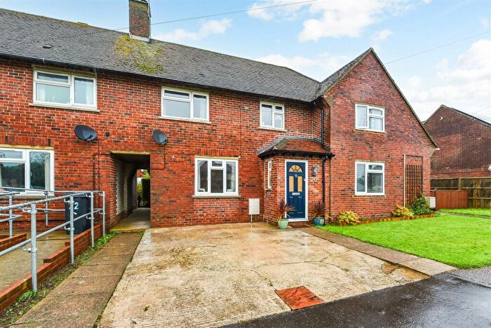 3 Bedroom Terraced House For Sale In Crouch Cross Lane, Boxgrove, Chichester, PO18