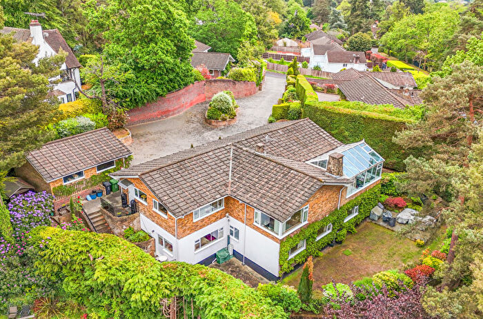 5 Bedroom Detached House For Sale In Oriel Hill, Camberley, Surrey, GU15
