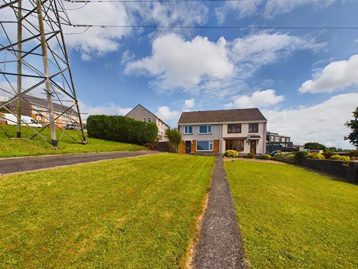3 Bedroom Semi-Detached House For Sale In Llanddyri, Felinfoel, Llanelli, SA14